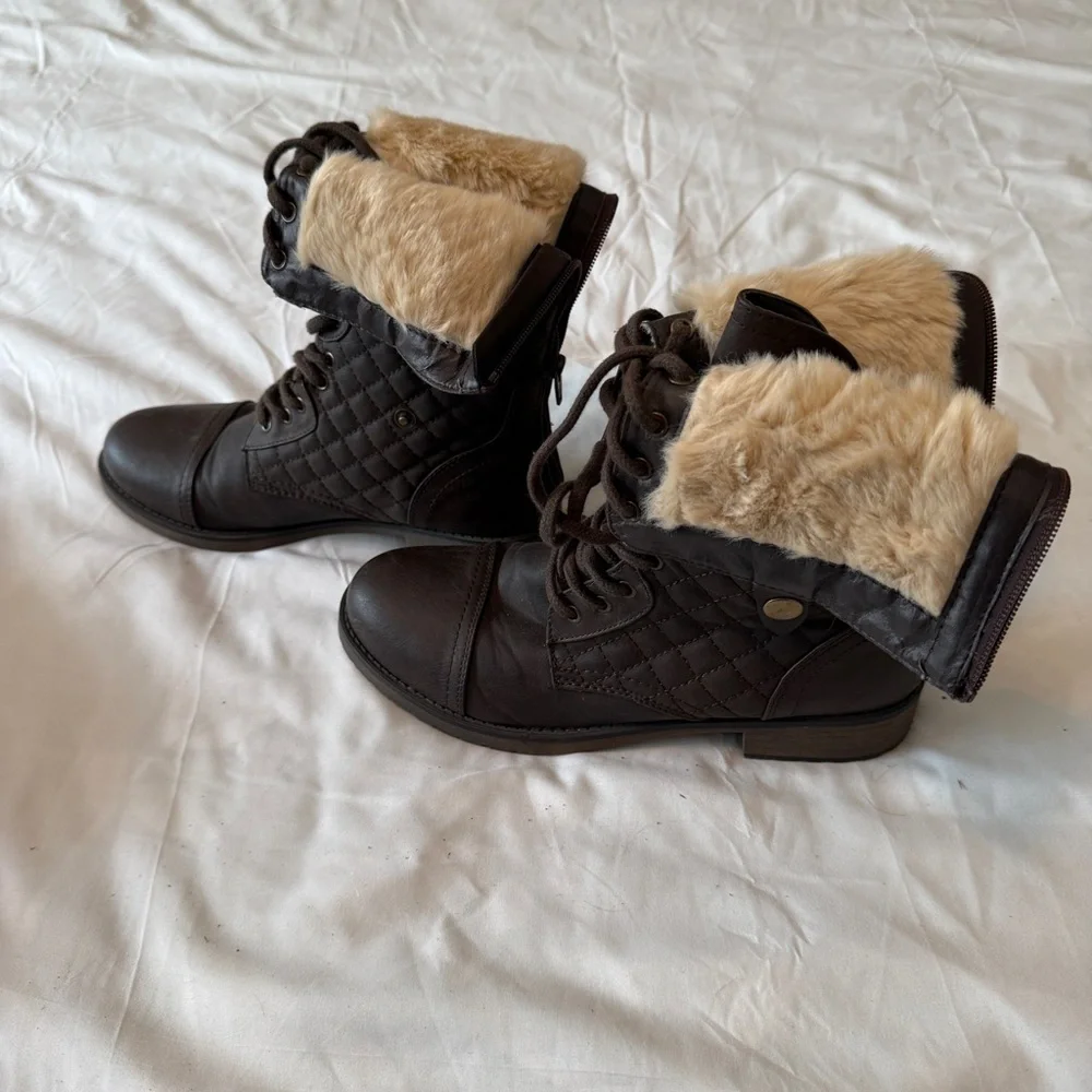 SM Quilted Fireside Women’s Boots 9.5M Brown Faux Fur Lined Adjustable Height - Picture 8 of 10